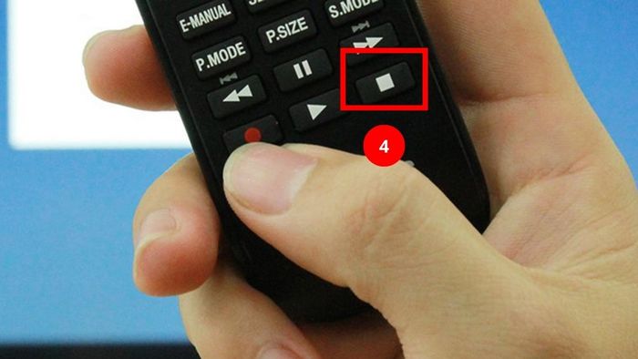 Hướng dẫn sử dụng remote tivi Samsung với nút REC – Bước 3