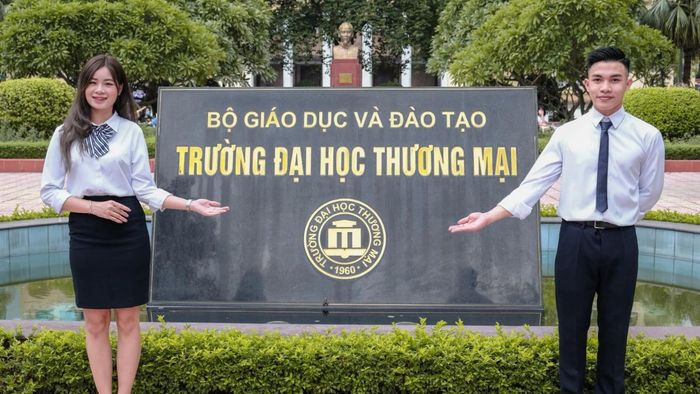 Làm thế nào để đăng ký học bổng tại trường?