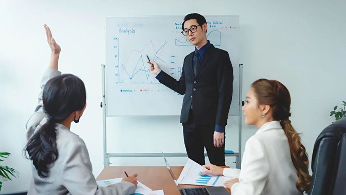 Cách tương tác và trả lời câu hỏi