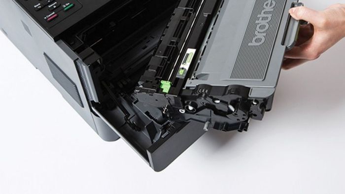 Lỗi phần cứng có thể là nguyên nhân khiến máy in Brother không in được.