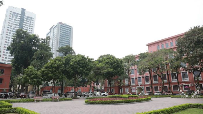 Không gian khuôn viên Đại học Thủy Lợi