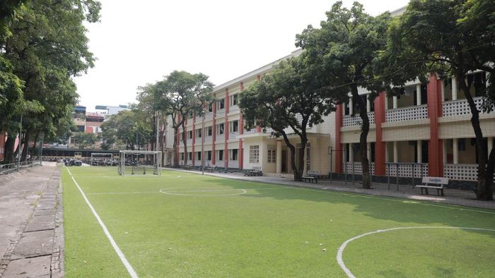 Sân bóng đá của Đại học Thủy Lợi