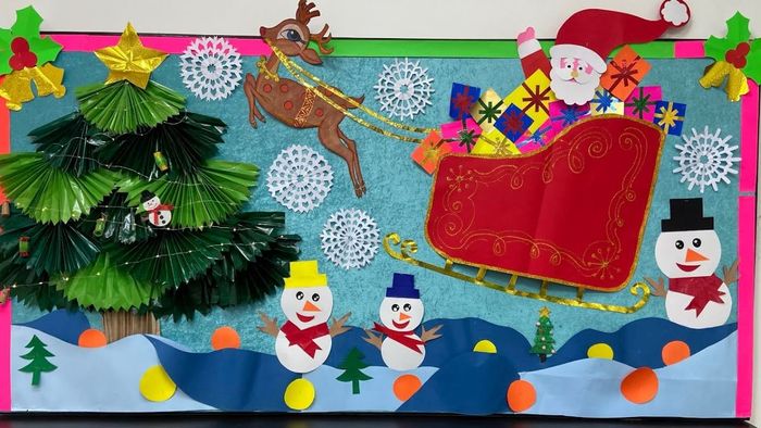 Trang trí bảng Noel với hình ảnh ông già Noel