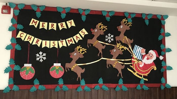 Các mẫu trang trí bảng Noel ấn tượng và độc đáo