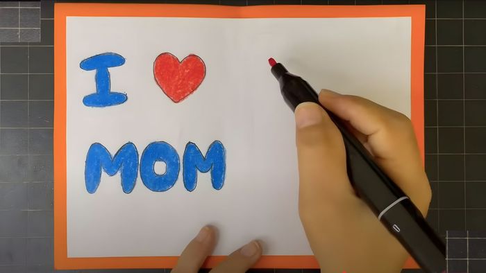 Thiệp 20/10 được thiết kế lấy cảm hứng từ những bông hoa tươi thắm