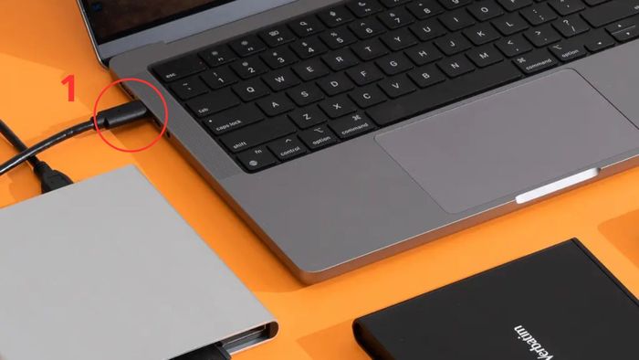 Cách xem đĩa CD trên laptop Dell không có ổ đĩa CD