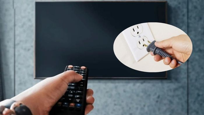 Thực hiện khởi động lại tivi Samsung để reset kết nối