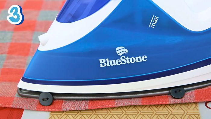 Hướng dẫn sử dụng bàn ủi hơi nước Bluestone ở chế độ ủi khô - Bước 3