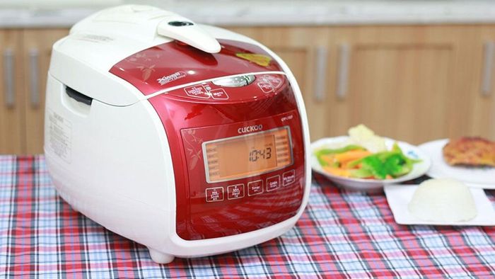 Cắm nồi cơm điện qua đêm có tốn nhiều điện không?