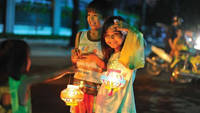 Bài giới thiệu ngắn gọn về Tết Trung thu bằng tiếng Anh