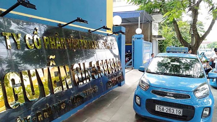Taxi Nguyễn Gia