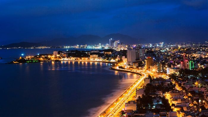 Khung cảnh thành phố Hải Phòng về đêm tuyệt đẹp