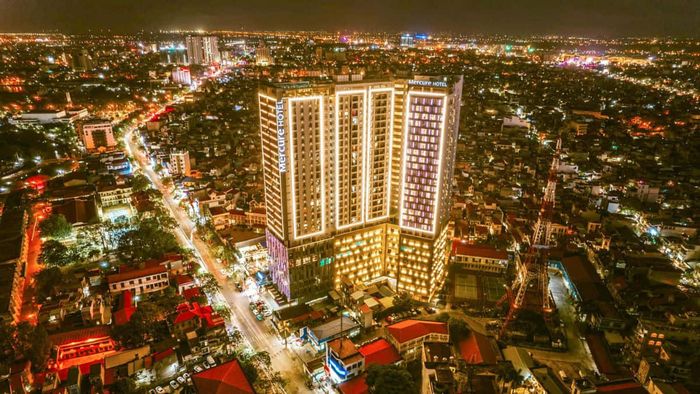 Hình ảnh Hải Phòng về đêm, đẹp mê hồn dưới ánh đèn sáng rực
