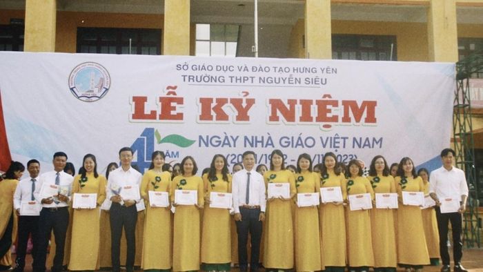 Ảnh đẹp chào mừng ngày 20 tháng 11 đầy ý nghĩa