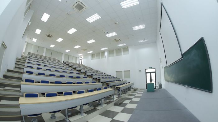 Hình ảnh lớp học đại học sáng tạo và hiện đại