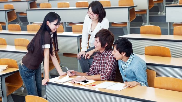 Những bức ảnh lớp học tràn đầy tình yêu thương và hạnh phúc