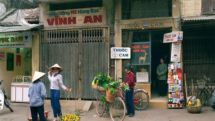 Những bức ảnh Phố cổ Hà Nội xưa chứa đựng nhiều hoài niệm
