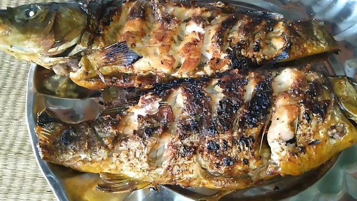 Cách làm cá nướng giấy bạc bằng nồi chiên không dầu siêu ngon bước 3