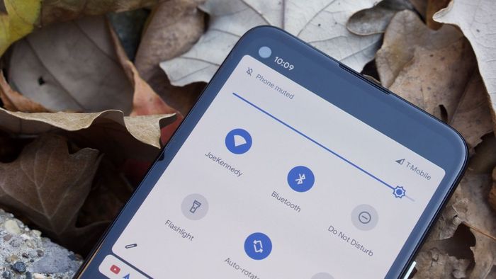 Vì sao cần giảm độ sáng màn hình Android?