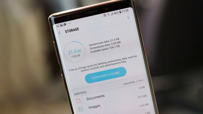 Lý do bạn nên kiểm tra dung lượng trên điện thoại Samsung