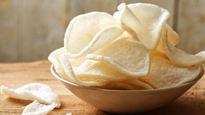 Thành phẩm bánh phồng tôm chiên giòn rụm