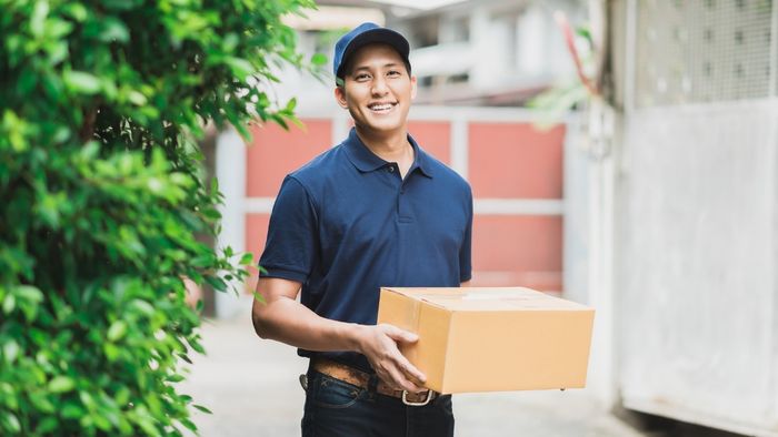 Những bức ảnh shipper chứa đựng thông điệp ý nghĩa