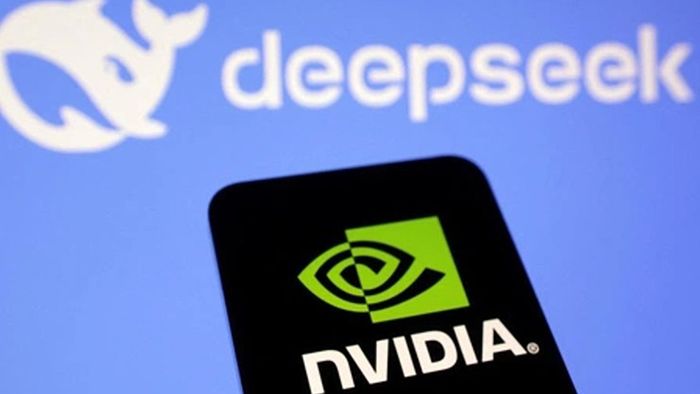 Tổng thống Mỹ Donald Trump đã gặp CEO Nvidia để bàn về cách ngăn chặn sự phát triển của DeepSeek.