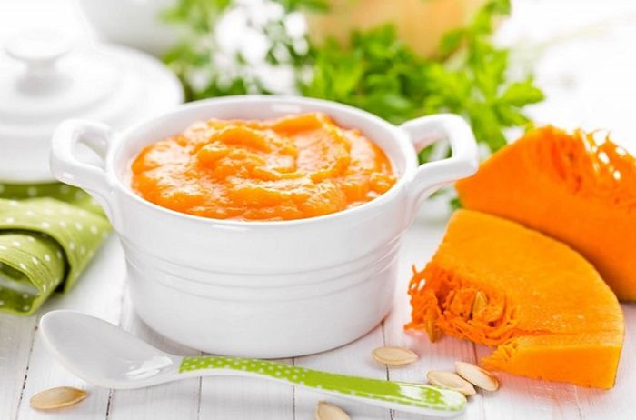 Cách làm trắng da bằng bia và bí đỏ