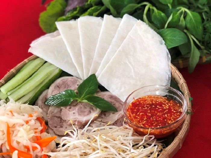 Cách làm bánh tráng phơi sương bằng lá chuối mà không bị cứng