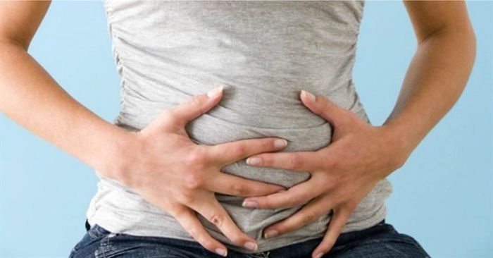 Việc ăn phô mai có thể gây ra tình trạng chướng bụng, đầy bụng