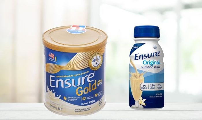 Mẹ nên tránh uống sữa Ensure trước bữa ăn