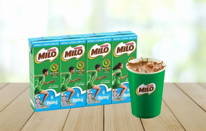 Nước uống lúa mạch Nestlé Milo ít đường
