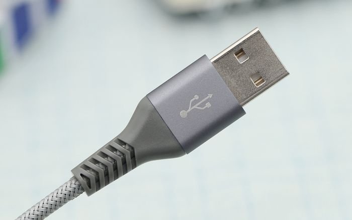 Cáp Micro 1 m Xmobile Paladin bạc USB