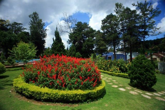 Khuôn viên biệt thự Trần Lệ Xuân
