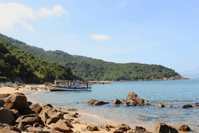 Khám phá Bãi Cát Vàng Đà Nẵng 03