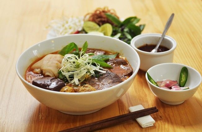 Bún bò Huế: Đặc sản Huế