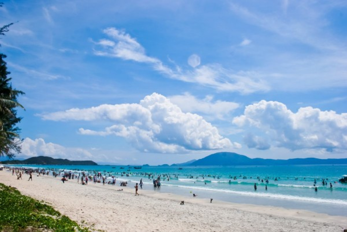 du lịch biển thiên cầm-01