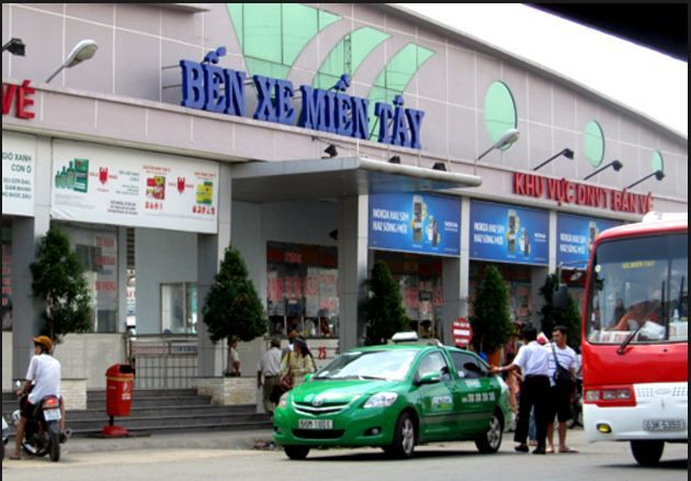 Hành trình trên chiếc xe khách từ bến xe miền Tây