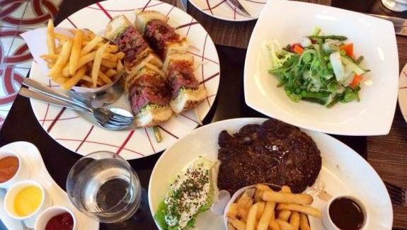 Bò beefsteak tại 48 Bistro