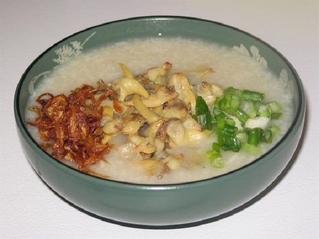 Cháo nghêu thơm ngon tại Nghệ An