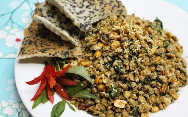 Đặc sản Nghệ An món ngon hên xúc bánh đa