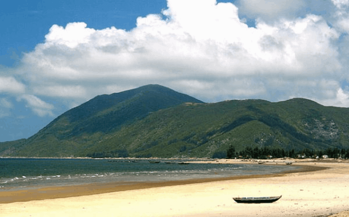 Bãi Biển Xuân Thành - điểm du lịch Hà Tĩnh