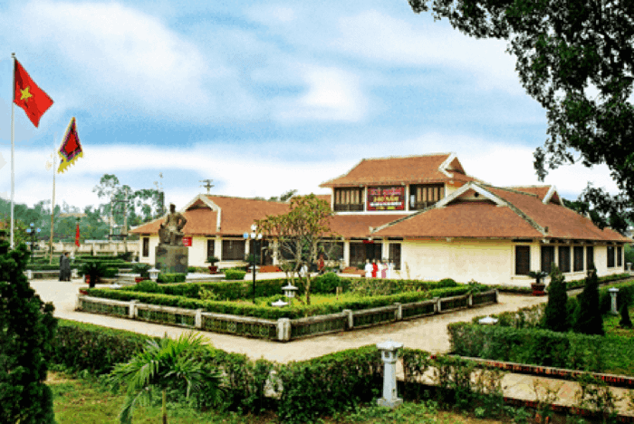 Khu di tích Nguyễn Du - điểm đến lịch sử Hà Tĩnh