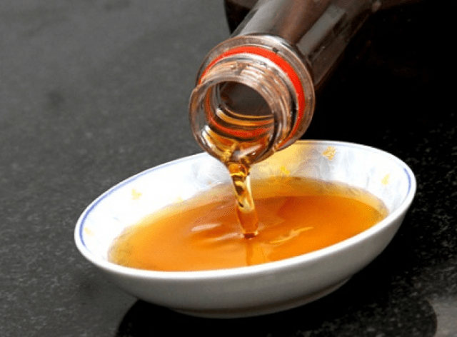 Nước mắm Nam Ô - đặc sản Đà Nẵng