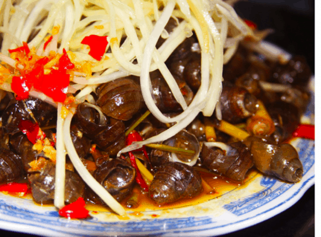 Ốc hút - món ngon Đà Nẵng