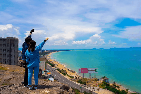 Thành phố Vũng Tàu từ đồi Con Heo