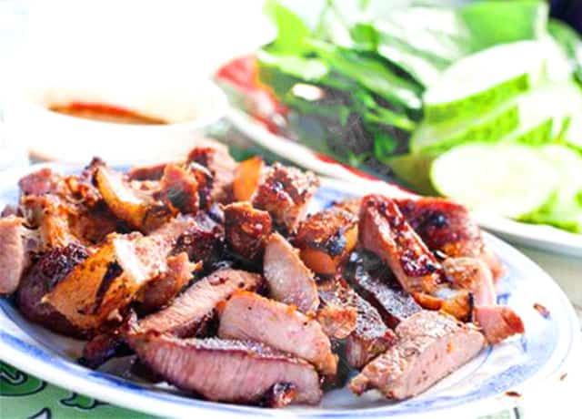Đặc sản Quảng Trị - Thịt trâu lá trơng