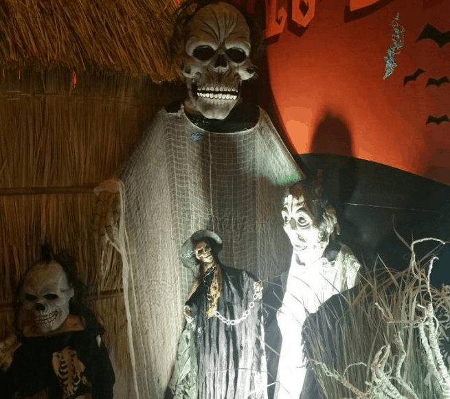 Một trong những quán Halloween ở Sài Gòn (ảnh sưu tầm)