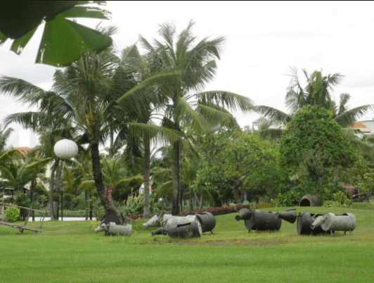 Không gian làng quê tại khu du lịch Văn Thánh