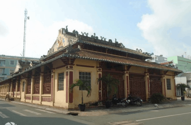 Đình Trung với kiến trúc độc đáo (sưu tầm)